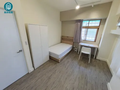 Private room for rent TWD 9 800 - Yingshi Road - 4 bedrooms