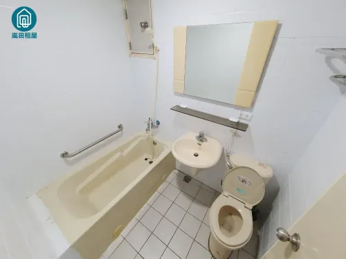 Private room for rent TWD 9 800 - Yingshi Road - 4 bedrooms