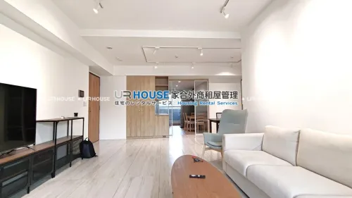 Apartment for rent NT$ 150 000 - Dexing East Road - 4 bedrooms