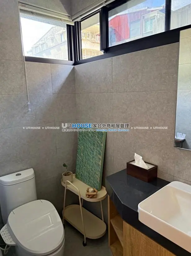 2 bedrooms apartment for rent in Shilin District, Taipei City | NT$ 49 000 | 12 ping slide 17