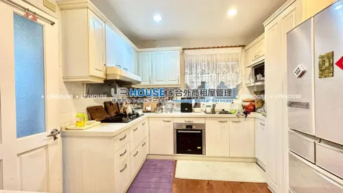 4 bedrooms villa for rent TWD 75 000 - 58 ping - Xindian District, New Taipei City slide 9