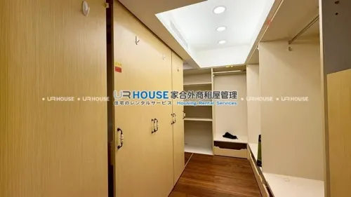 公寓 出租 TWD 98 000 - 光復南路240巷 - 2 房