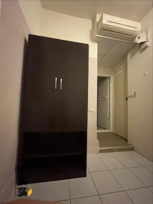 Apartment for rent TWD 7 700 - Lane 18, Shuiyuan Road - Studio