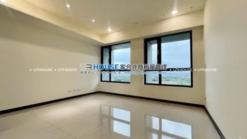 Apartment for rent TWD 90 000 -  - 3 bedrooms