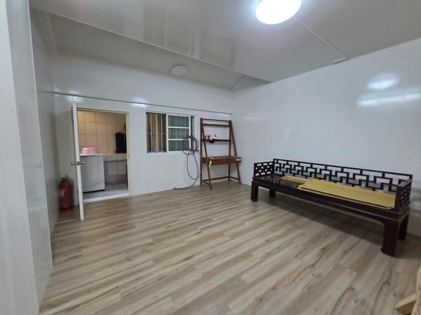 Studio apartment for rent in Zhongshan District, Taipei City | NT$ 12 000 | 10 ping slide 3