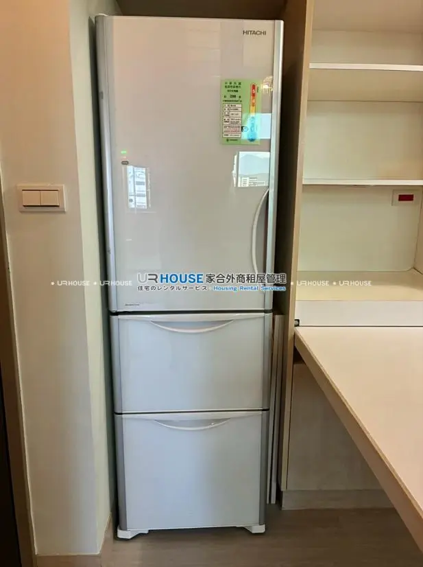 獨立套房 中山區, 台北市公寓出租 | NT$ 35 000 | 9 坪 slide 1