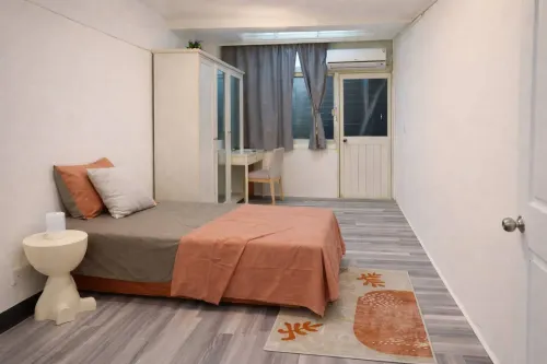 Room for rent TWD 10 000 - Fuyang St - 4 bedrooms