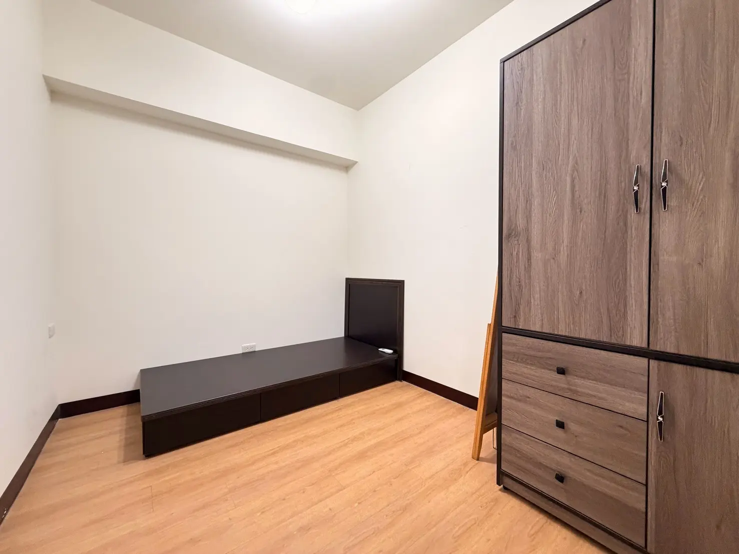 2 bedrooms apartment for rent in Daan District, Taipei City | NT$ 49 000 | 16 ping slide 4