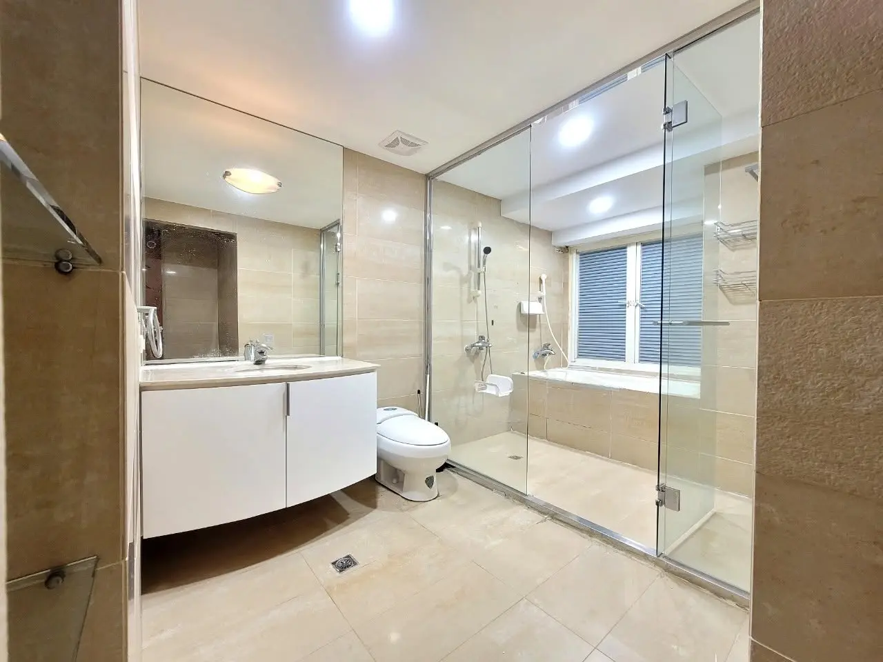 1 bedroom apartment for rent in Neihu District, Taipei City | NT$ 14 800 | 3 ping slide 3