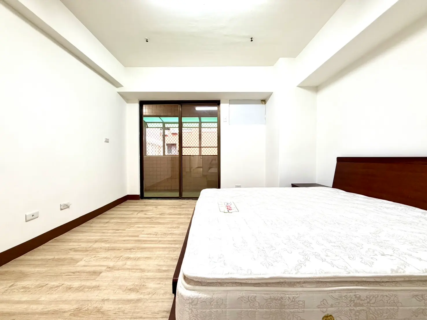 3 bedrooms apartment for sale in Zuoying District, Kaohsiung City | NT$ 11 980 000 | 40 ping slide 2