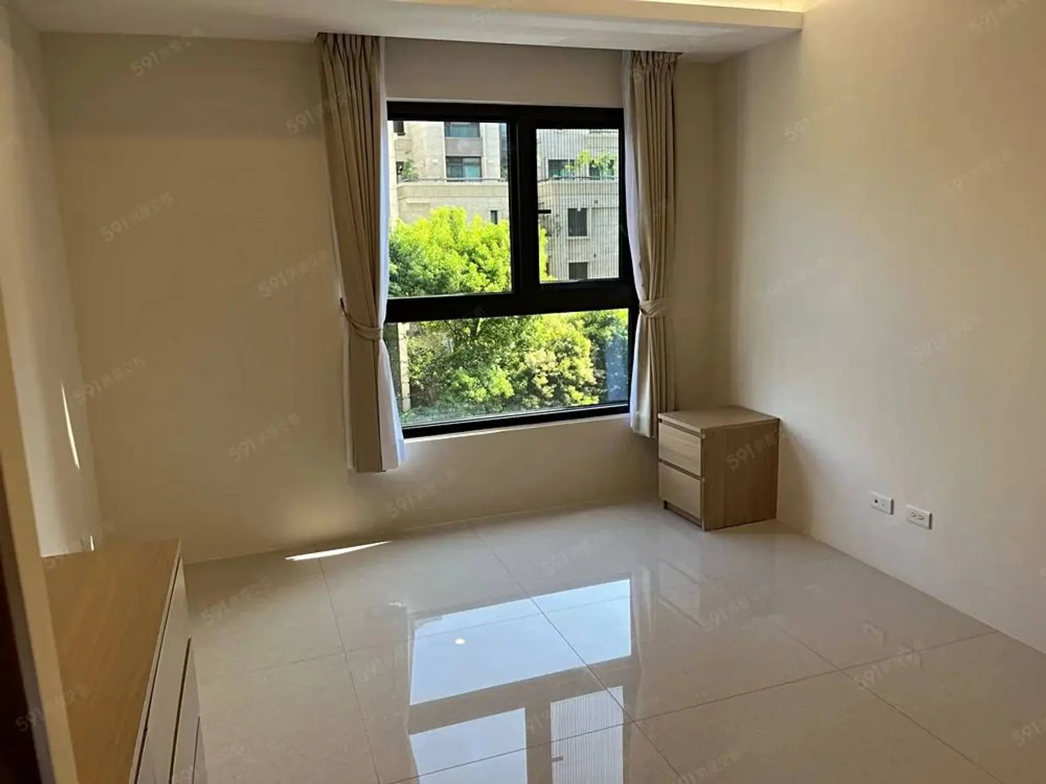 3 bedrooms apartment for rent TWD 100 000 - 32 ping - Shilin District,Taipei City slide 5