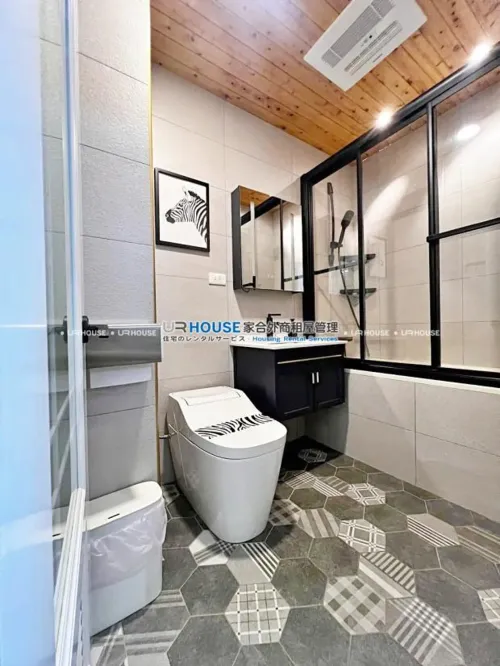 Apartment for rent TWD 58 000 -  - 3 bedrooms