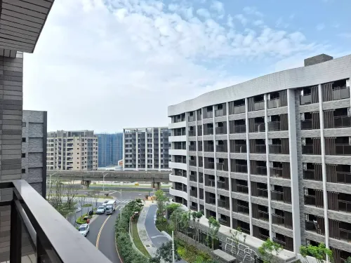 Apartment for rent TWD 37 000 - Lane 717, Section 2, Jijie Road - 4 bedrooms