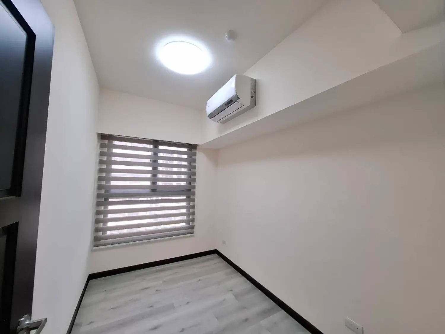 4 bedrooms apartment for rent TWD 37 000 - 28 ping - Luzhu District,Taoyuan City slide 7
