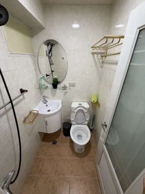 1 room apartment for rent in Zhongshan District, Taipei City | NT$ 29 800 | 8 ping slide 6