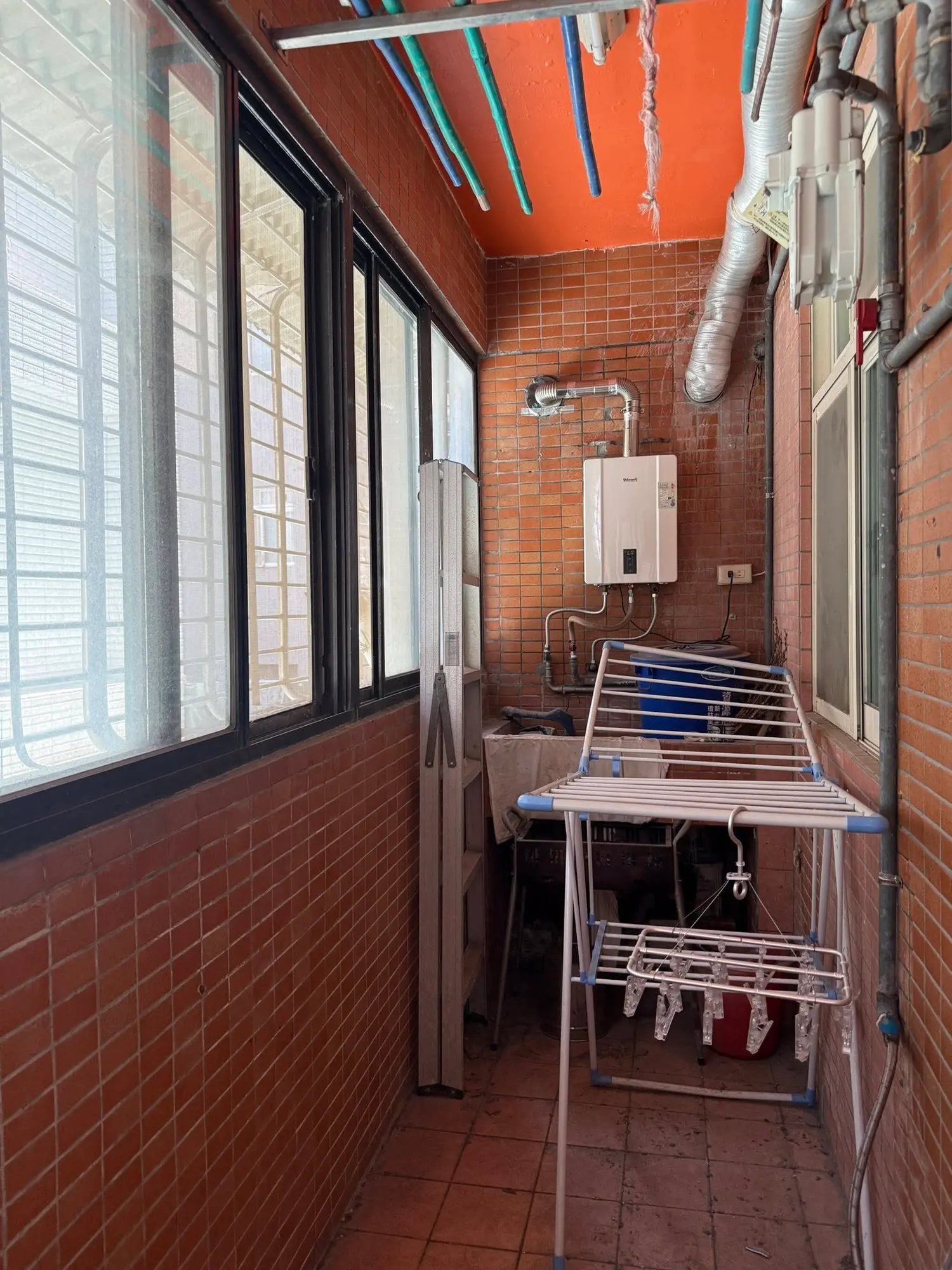 Private room for rent TWD 15 000 - 5 ping - Xinyi District,Taipei City slide 9