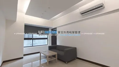 2 bedrooms apartment for rent in Wanhua District, Taipei City | NT$ 39 000 | 19 ping slide 2