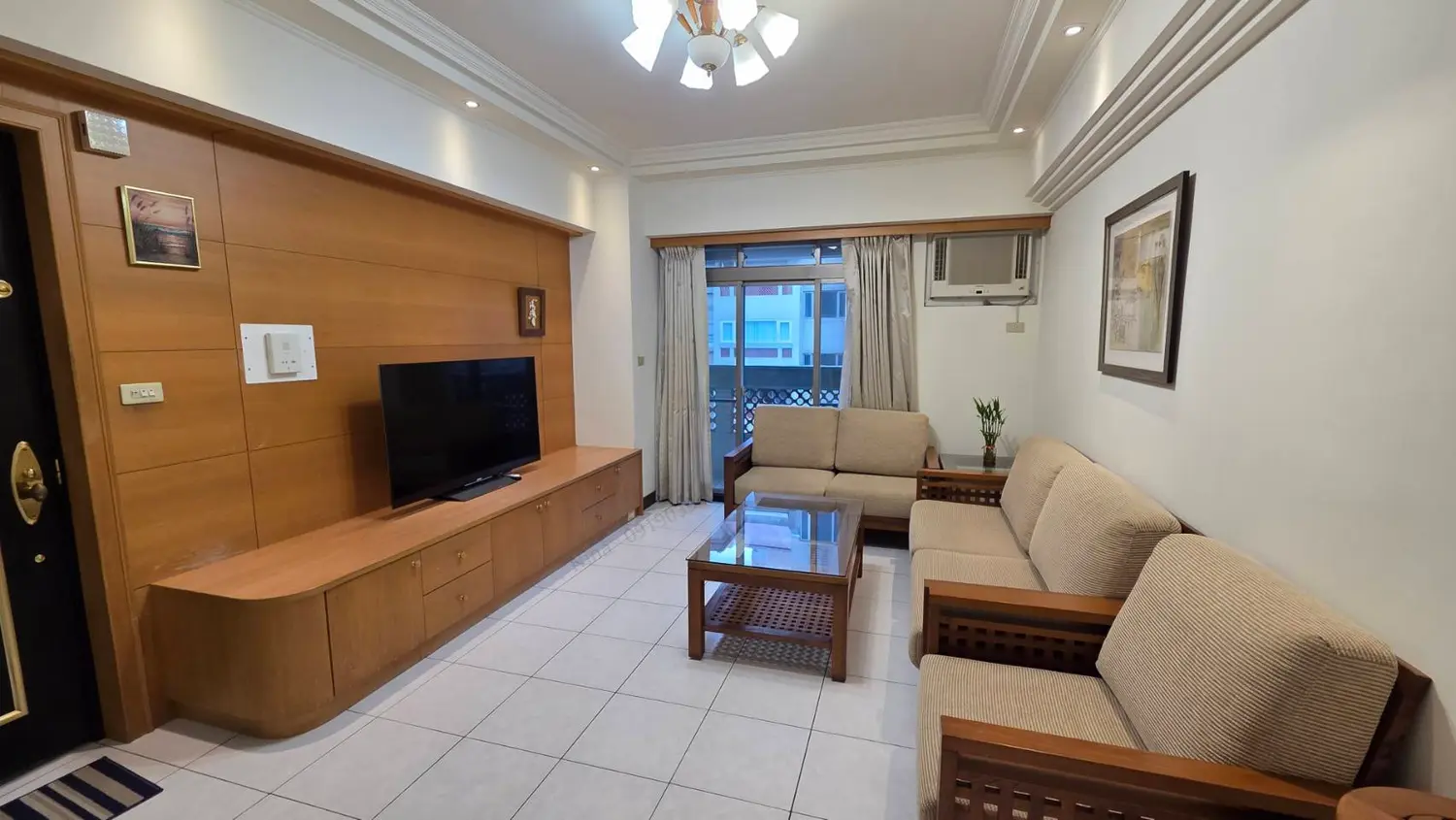 3 房 公寓 出租 TWD 55 000 - 29 坪 - 士林區, 台北市 slide 0