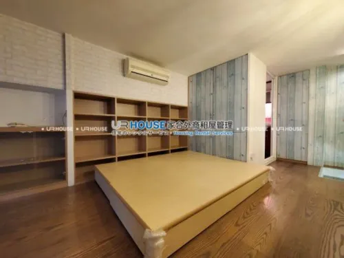 Apartment for rent TWD 26 000 -  - Studio
