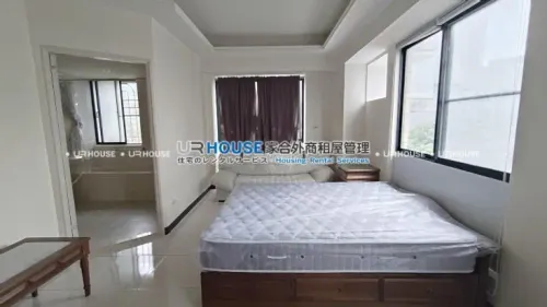 公寓 出租 NT$ 63 000 - 雨農路 - 3 房