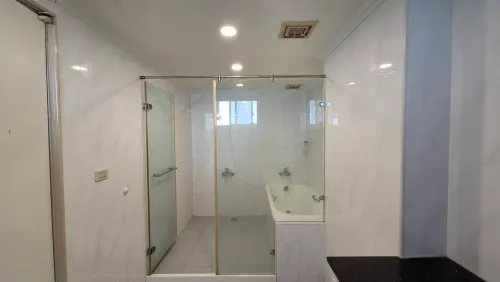 4 bedrooms apartment for rent in Shilin District, Taipei City | TWD 76 000 | 70 ping slide 10