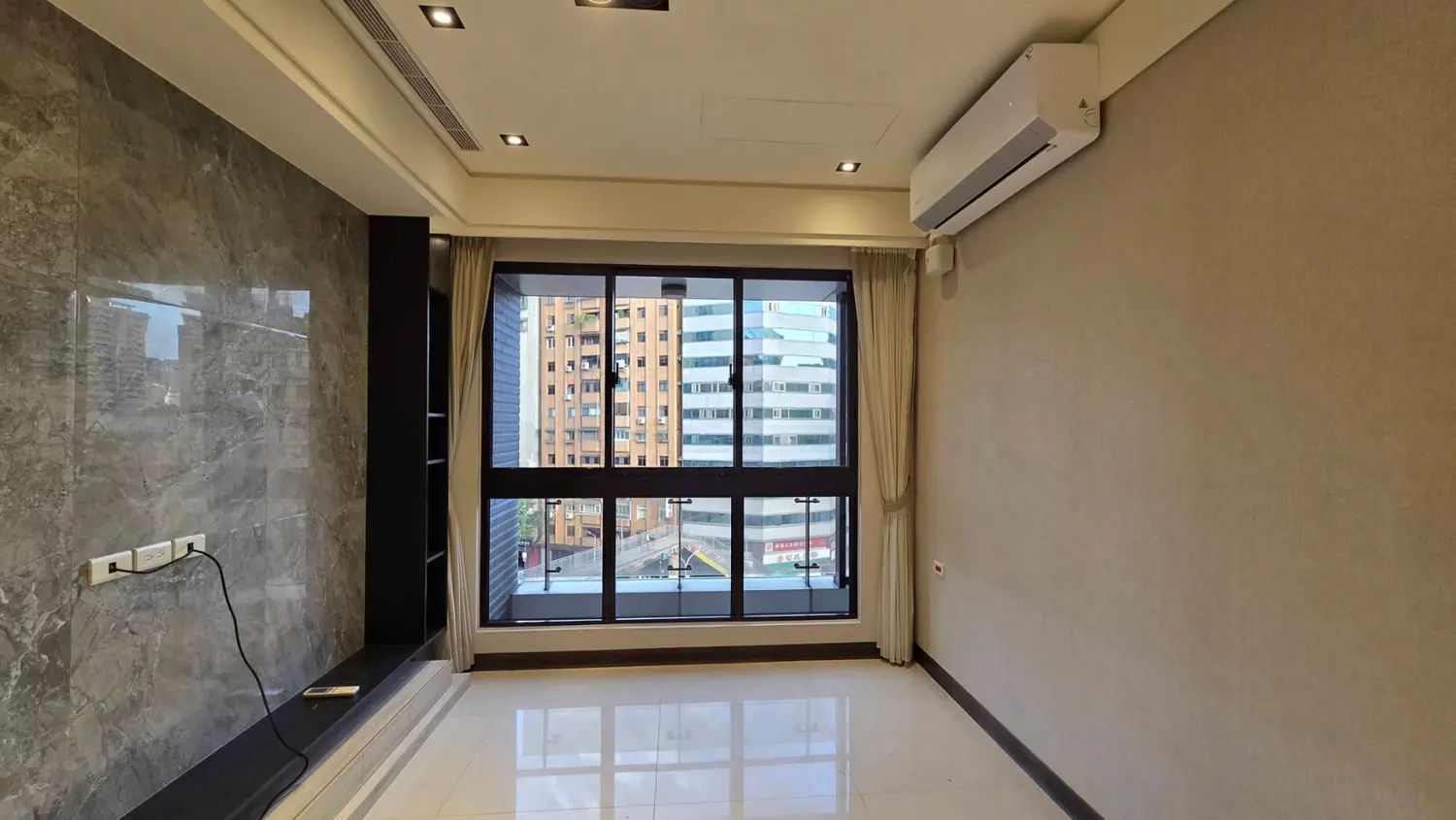 2 房 公寓 出租 TWD 68 000 - 22 坪 - 大安區, 台北市 slide 0