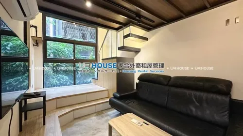 Apartment for rent TWD 32 000 -  - 1 room
