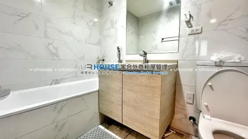 Apartment for rent TWD 65 000 -  - 3 bedrooms