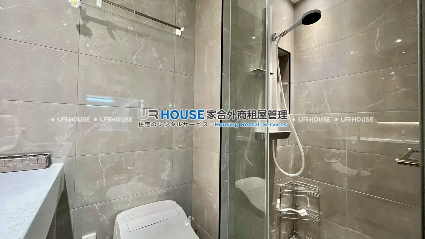 Studio apartment for rent in Zhongshan District, Taipei City | NT$ 46 000 | 9 ping slide 9