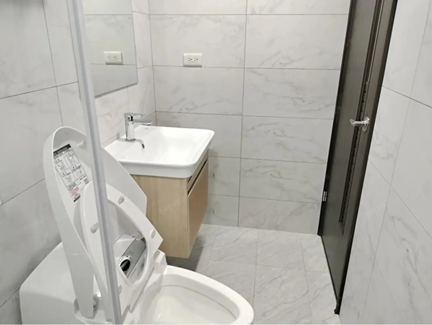 Studio apartment for rent TWD 23 000 - 12 ping - Zuoying District, Kaohsiung City slide 5