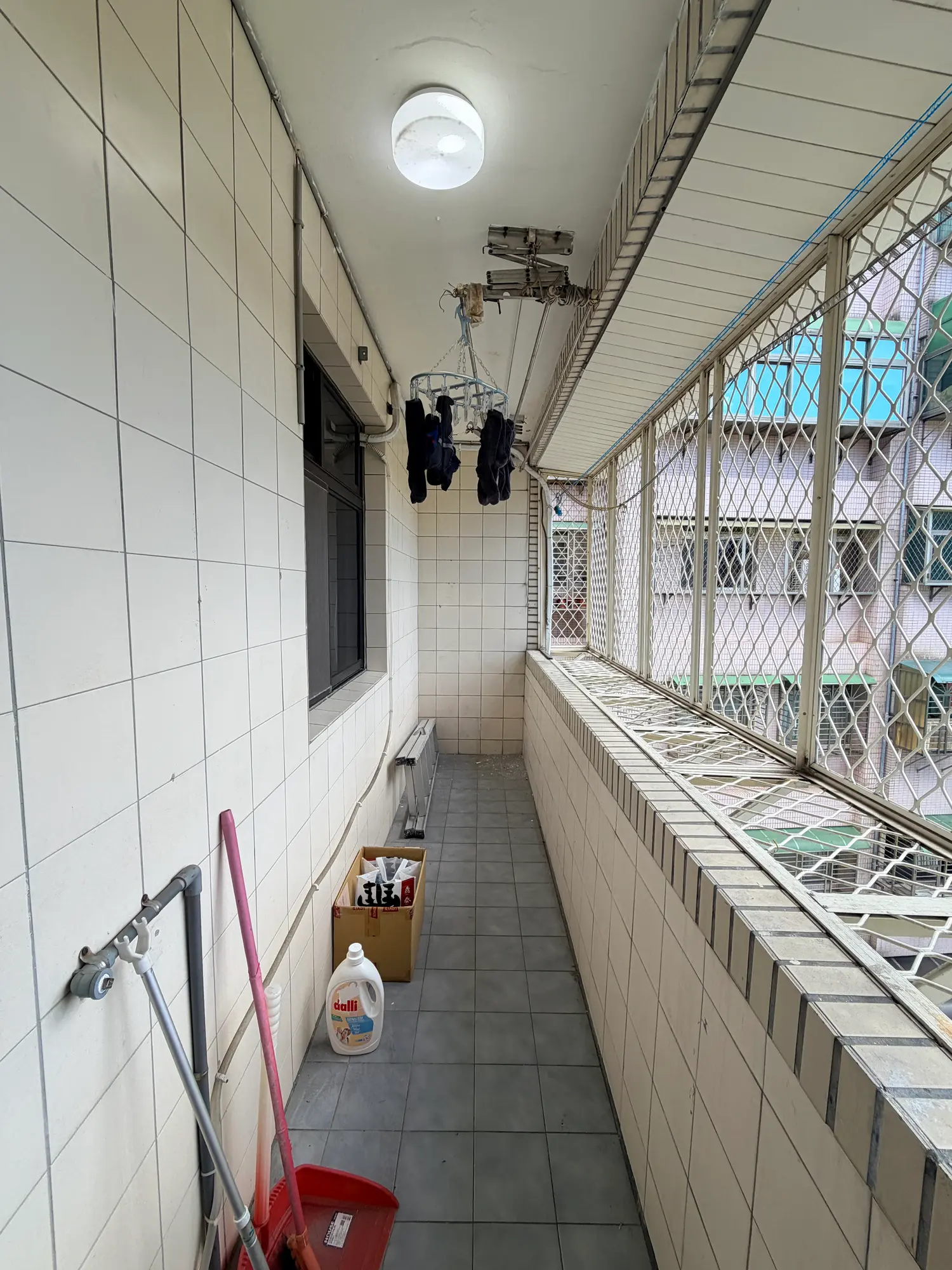 Room for rent in Shilin District, Taipei City | NT$ 18 800 | 7 ping slide 5