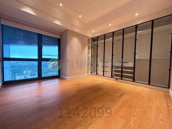 4 bedrooms apartment for sale in Tamsui District, New Taipei City | NT$ 90 000 000 | 90 ping slide 6