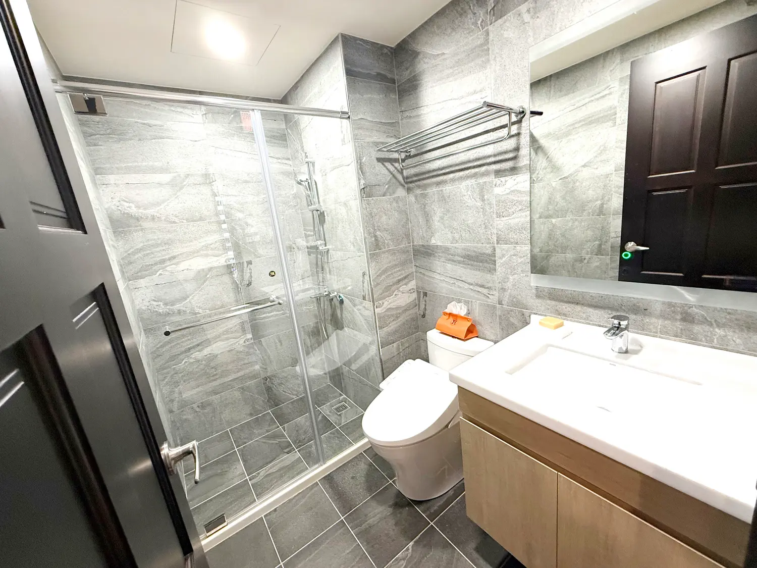 2 bedrooms apartment for rent in Linkou District, New Taipei City | NT$ 35 000 | 15 ping slide 5