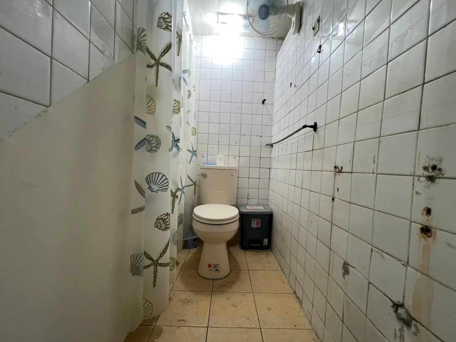 3 bedrooms townhouse for sale in Sanmin District, Kaohsiung City | NT$ 6 580 000 | 19 ping slide 2