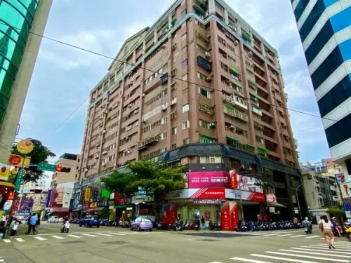 Shop / Retail for sale NT$ 5 655 000 - Section 2, Dongxing Road - 2 bedrooms