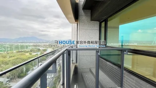 Apartment for rent TWD 90 000 -  - 3 bedrooms