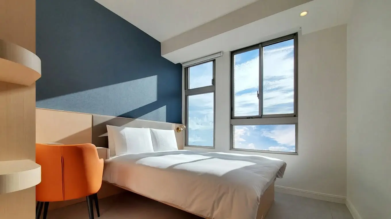 4 bedrooms apartment for rent in Sanmin District, Kaohsiung City | TWD 84 500 | 77 ping slide 2