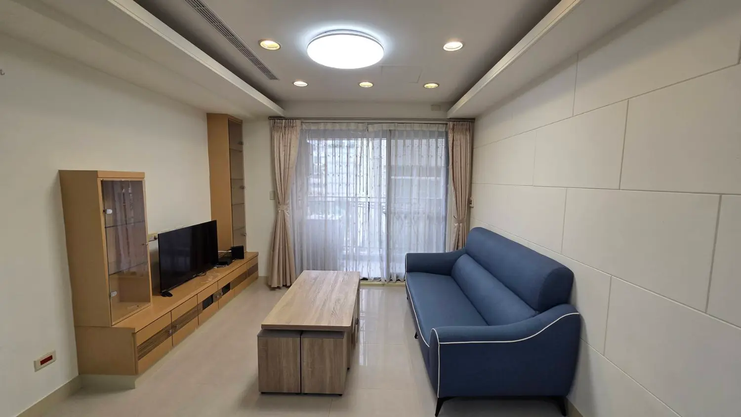 2 房 公寓 出租 TWD 48 000 - 26 坪 - 士林區, 台北市 slide 0