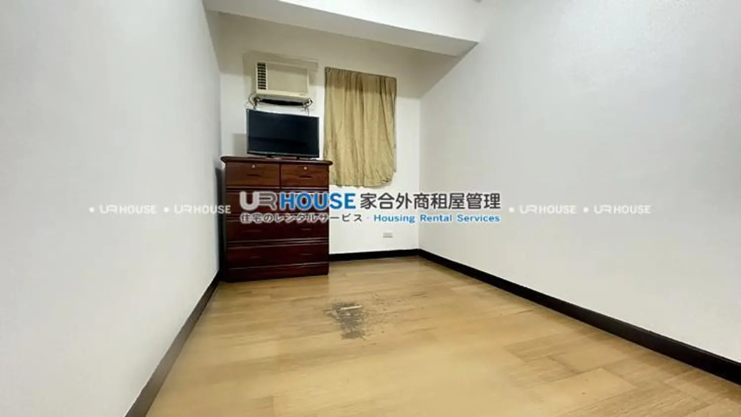 4 bedrooms apartment for rent TWD 40 000 - 40 ping - Songshan District,Taipei City slide 10