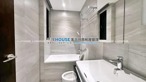Apartment for rent TWD 80 000 -  - 3 bedrooms
