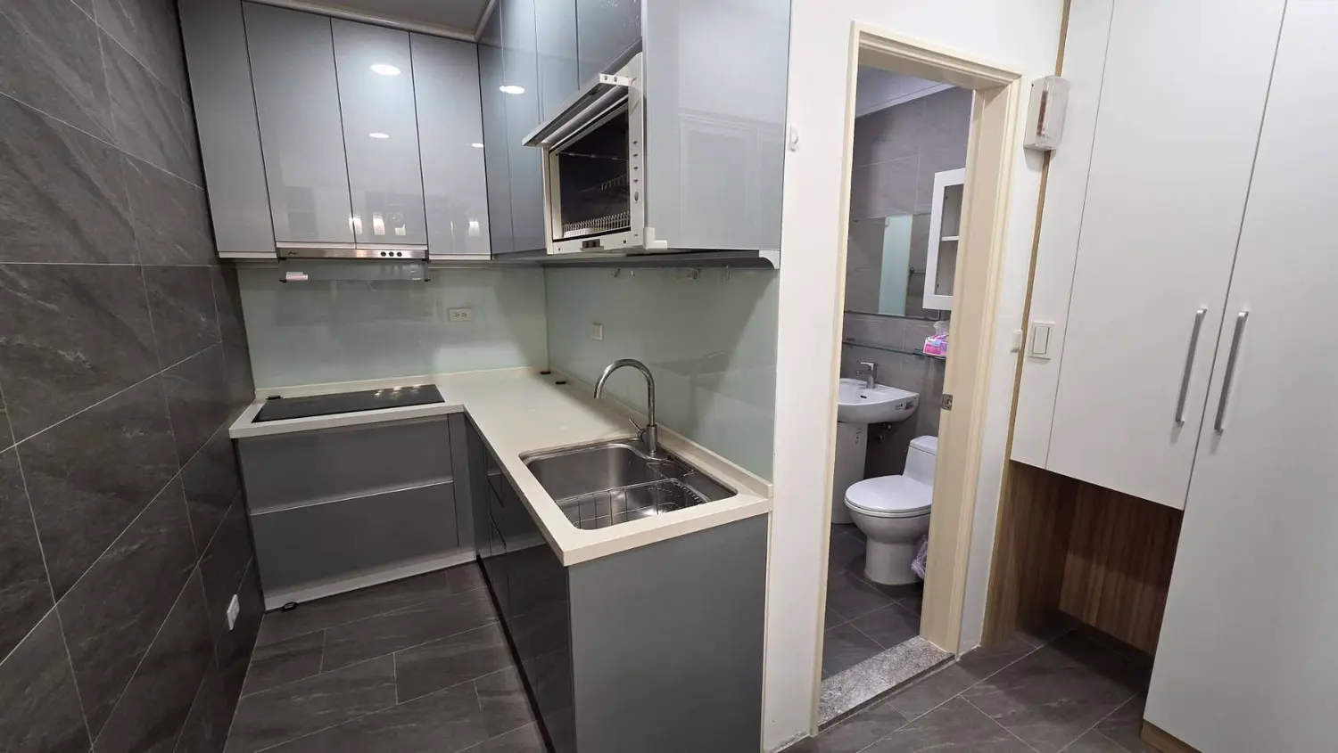 2 bedrooms apartment for rent TWD 40 000 - 20 ping - Beitou District, Taipei City slide 11