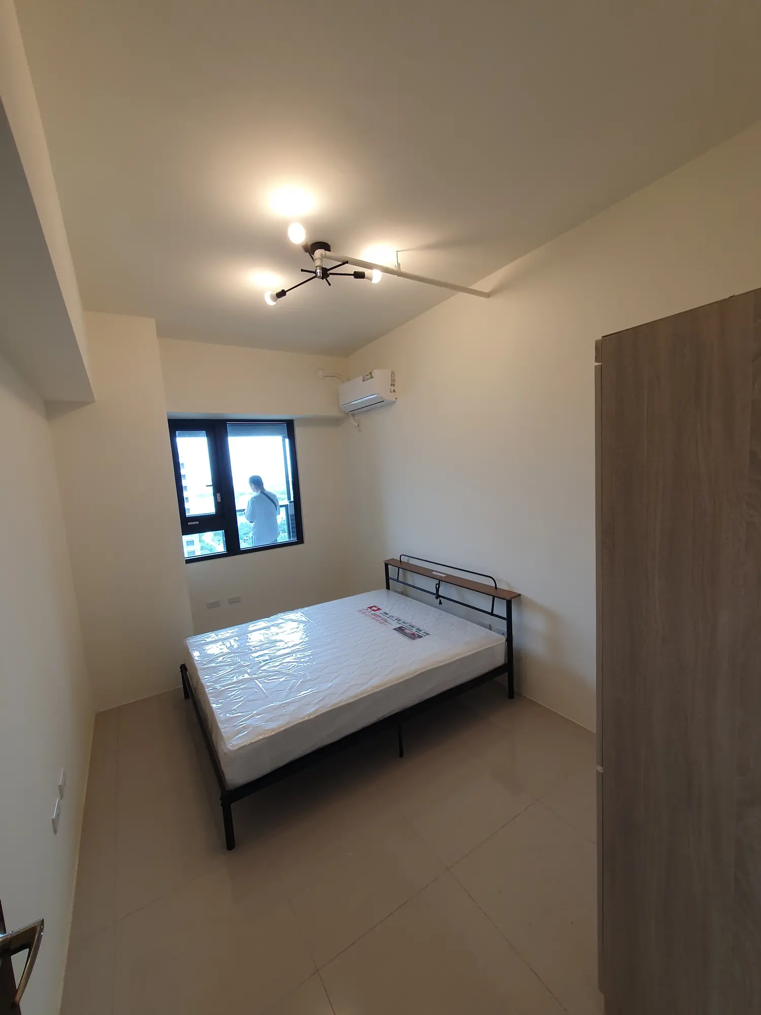 3 bedrooms apartment for rent in Wuqi District, Taichung City | NT$ 27 000 | 32 ping slide 7