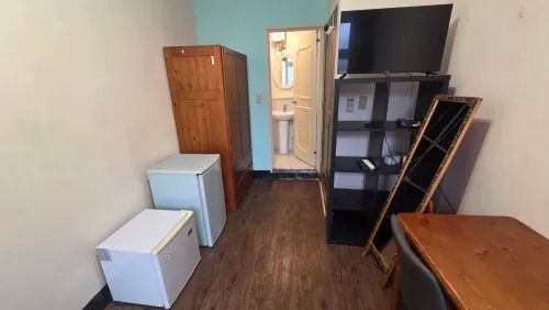 Room for rent TWD 10 000 - Lane 88, Dadong Rd - 1 room