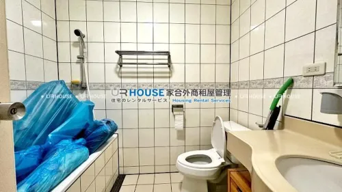 Apartment for rent TWD 80 000 -  - 4 bedrooms