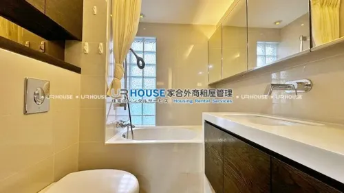 Apartment for rent TWD 160 000 -  - 3 bedrooms