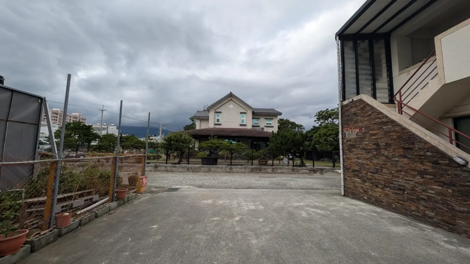 1 room villa for sale TWD 38 680 000 - 68 ping - Jian Township,Hualien County slide 1