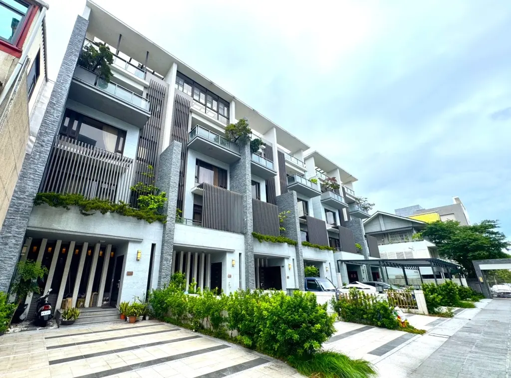 5 bedrooms villa for sale in Hualien City, Hualien County | TWD 3 480 000 | 112 ping slide 2