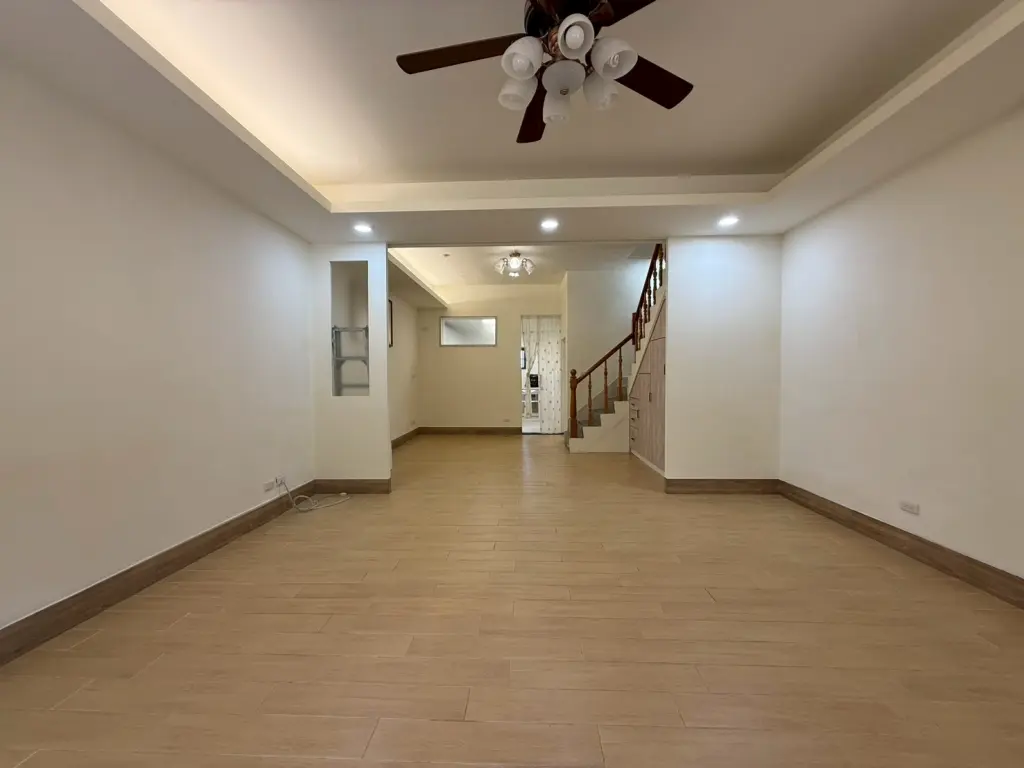 3 bedrooms townhouse for sale in Shoufeng Township, Hualien County | NT$ 5 800 000 | 36 ping slide 2