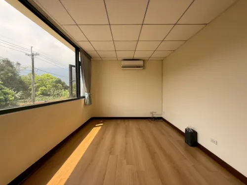 3 bedrooms townhouse for sale in Shoufeng Township, Hualien County | NT$ 5 800 000 | 36 ping slide 6