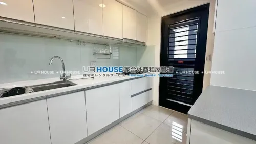 Apartment for rent TWD 70 000 -  - 3 bedrooms